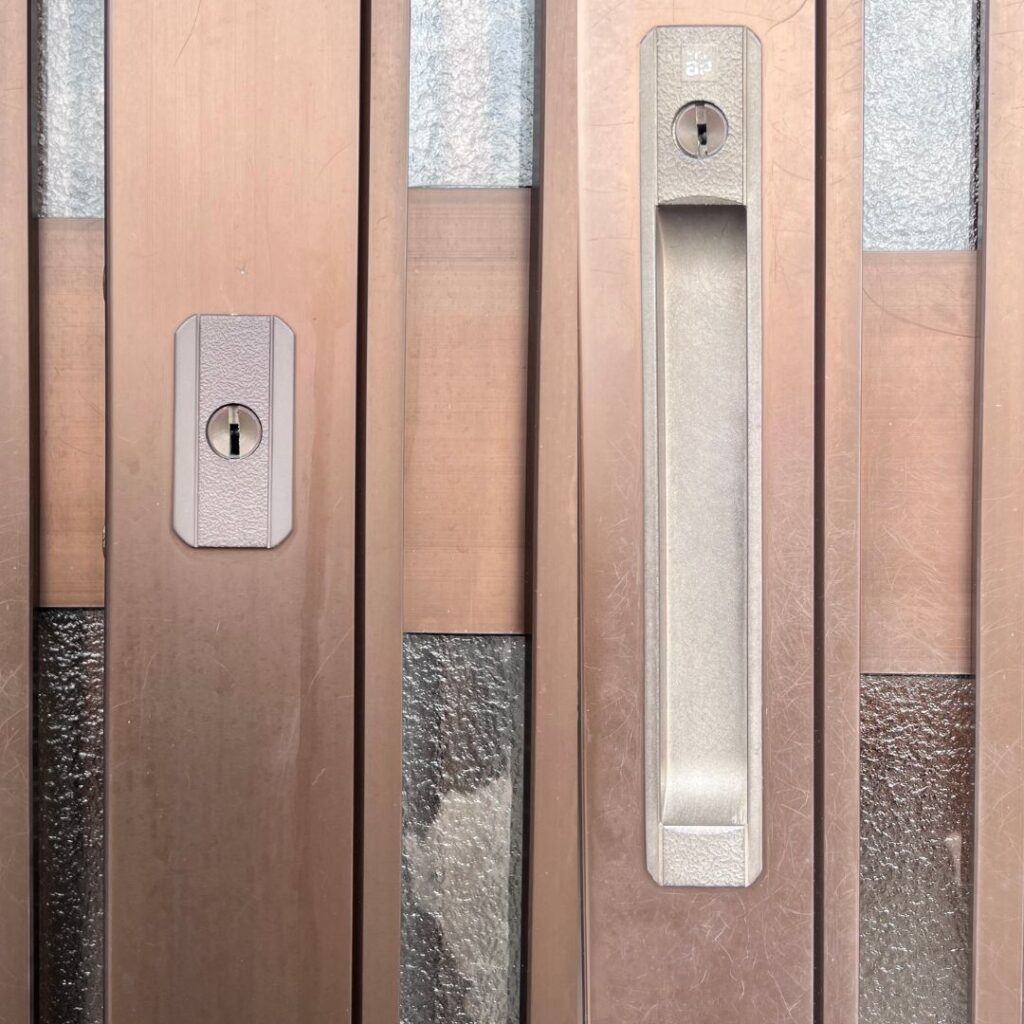 YKK AP 玄関引き戸 鍵交換 施工後